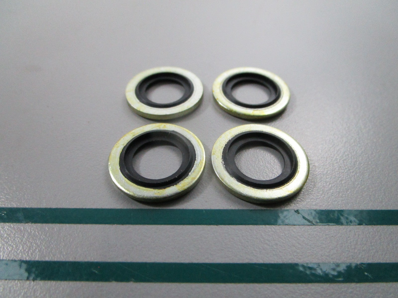 NEW OEM (LOT OF 4) 216-9752 CAT Bonded Seal Washer 0810