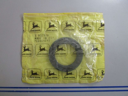 *NEW* 0770 John Deere Seal R33578