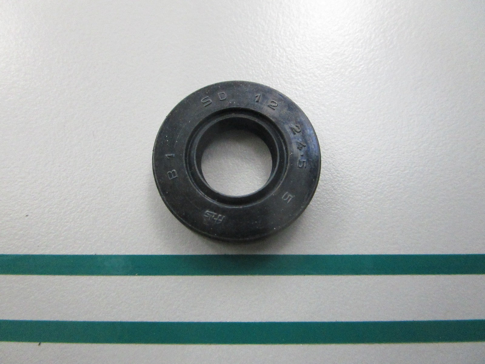 NEW OEM 26-82236M Mercury Quicksilver Oil Seal 0810