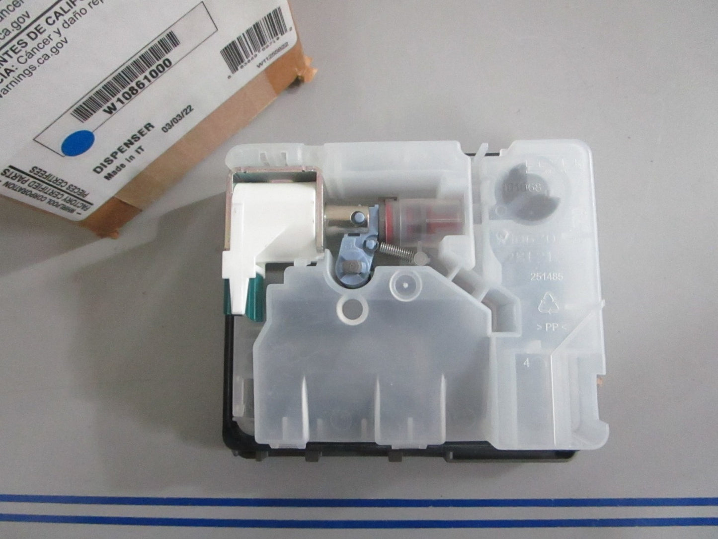 *NEW OEM* 0820 Electrolux Evaporator Fan Motor 242077705
