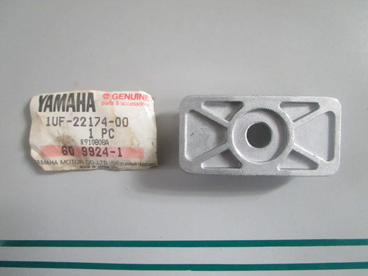 NEW OEM 1UF-22174-00-00 Yamaha End 0820