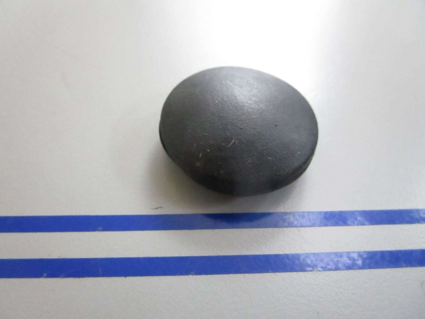 *NEW OEM* 0810 Suzuki Cap 09250-25001