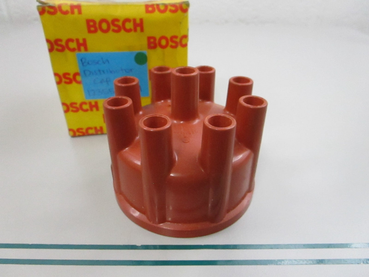 NEW OEM 1235522061 Distributor Cap  0810