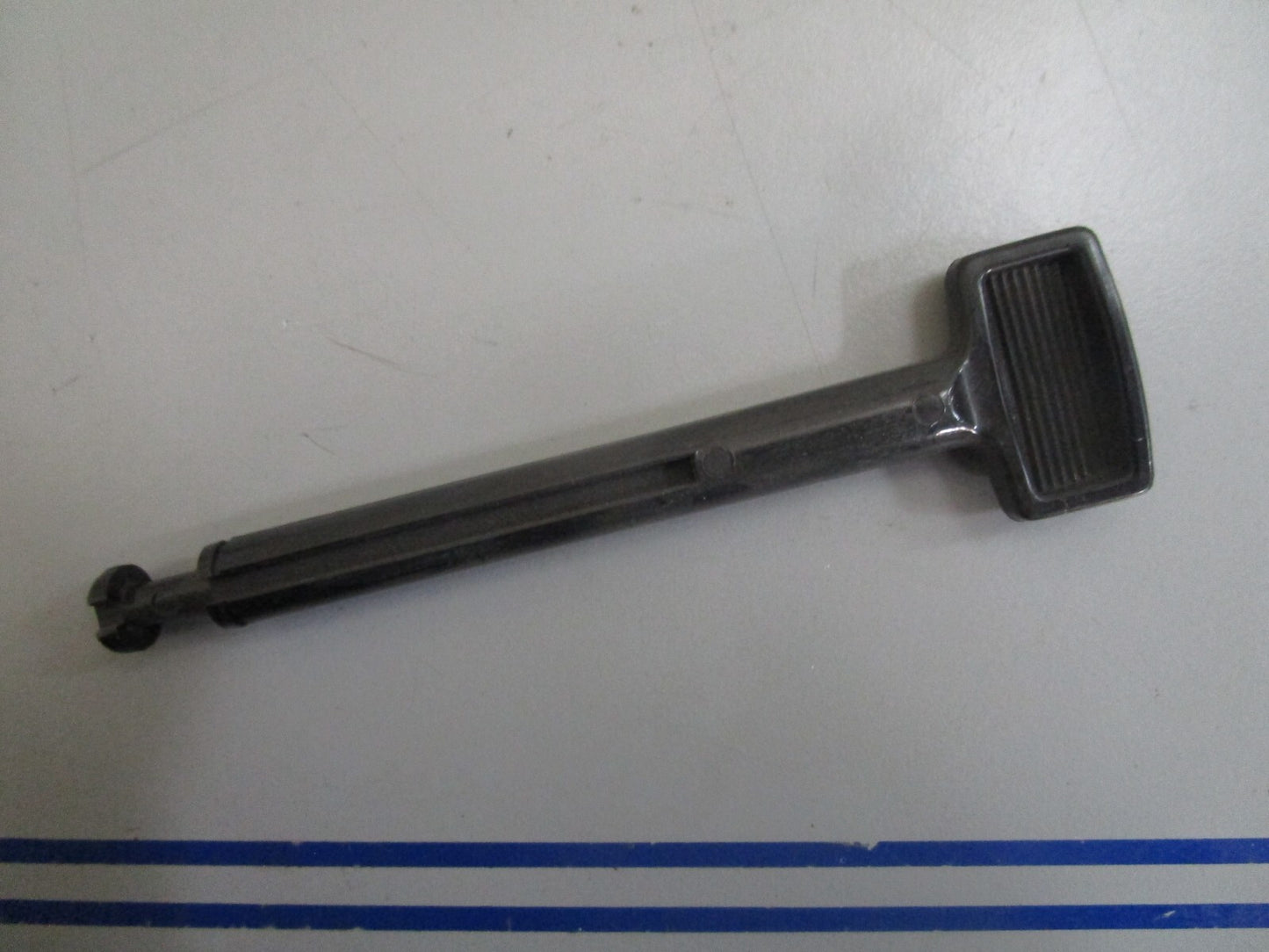 *NEW OEM* 0810 OMC Johnson Evinrude Choke Knob 328031 0328031