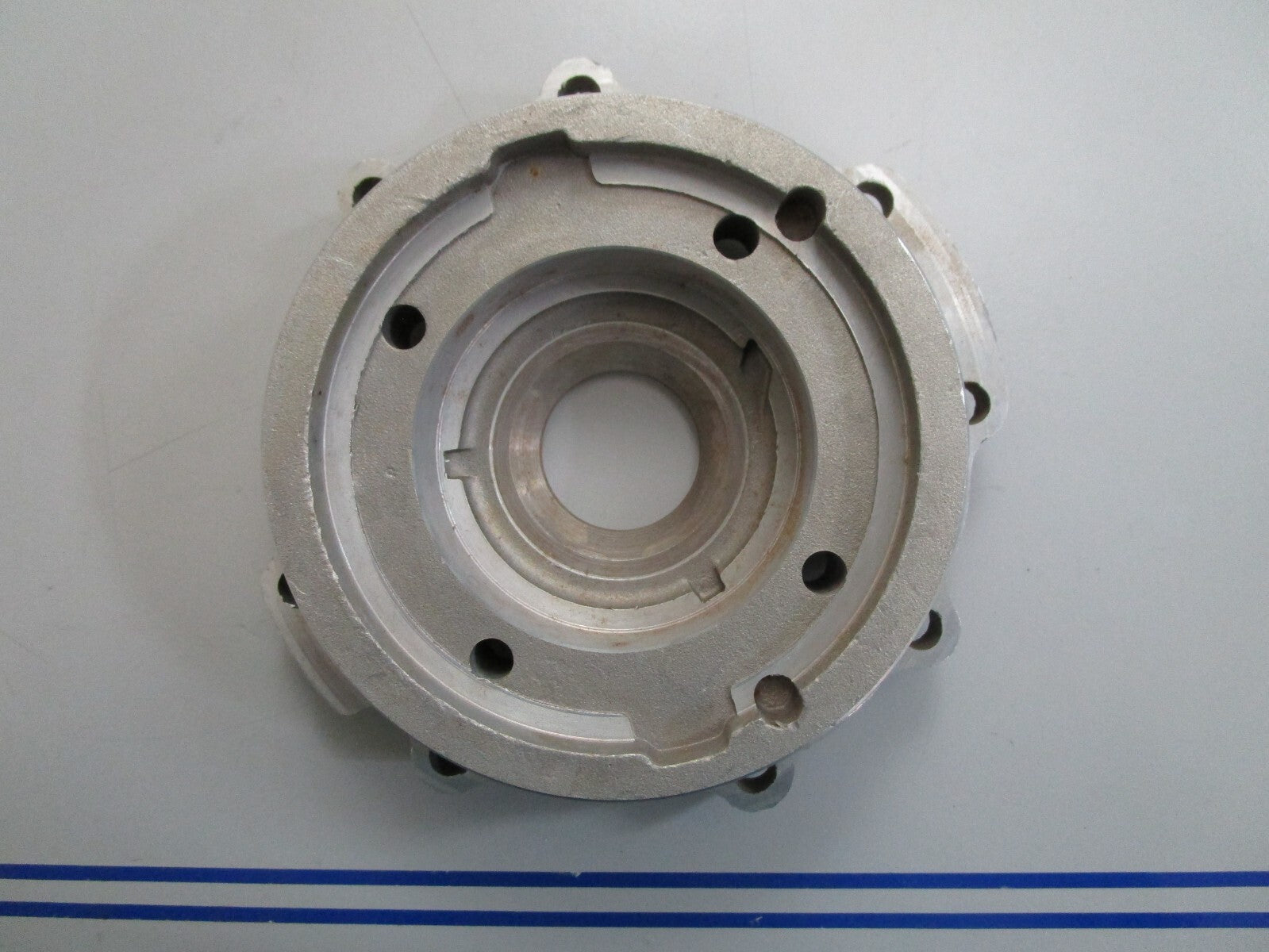 *NEW OEM* 0820 OMC Johnson Evinrude Lower Crankcase Head & Bushing 380968