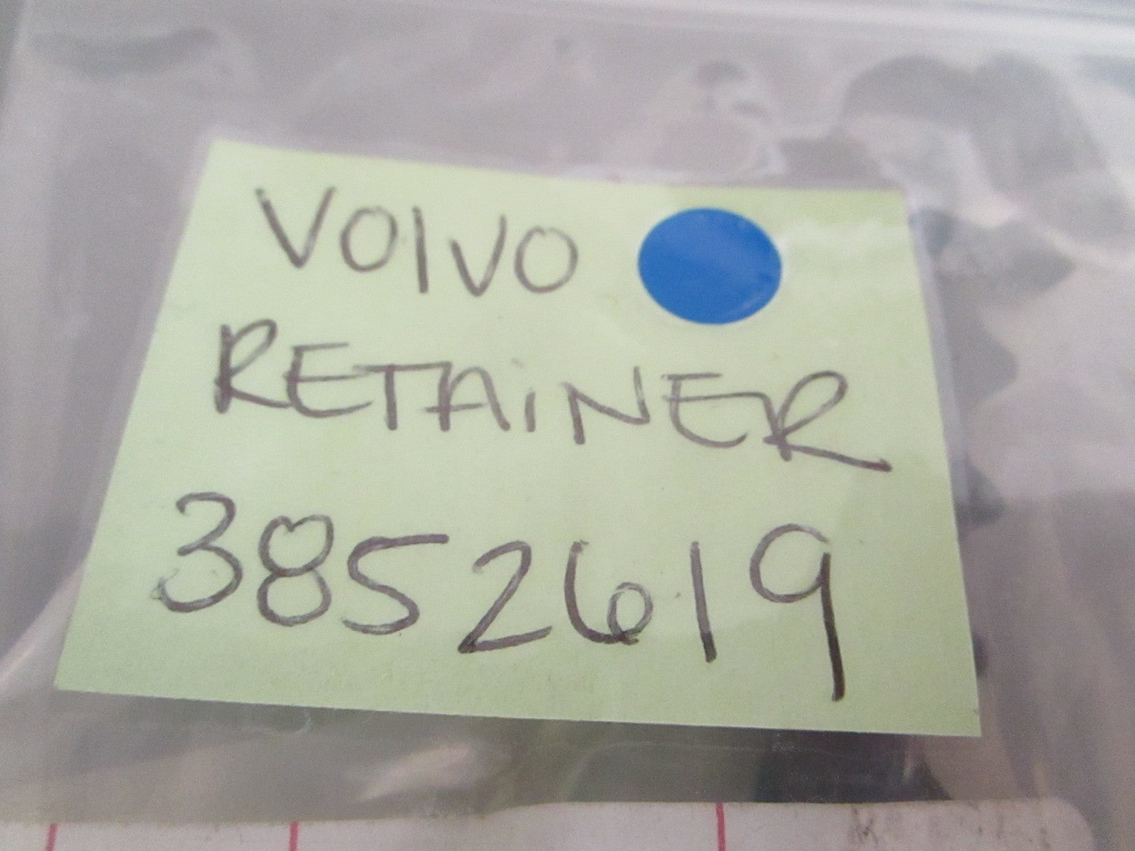 *NEW OEM* 0720 Volvo Penta Retainer 3852619