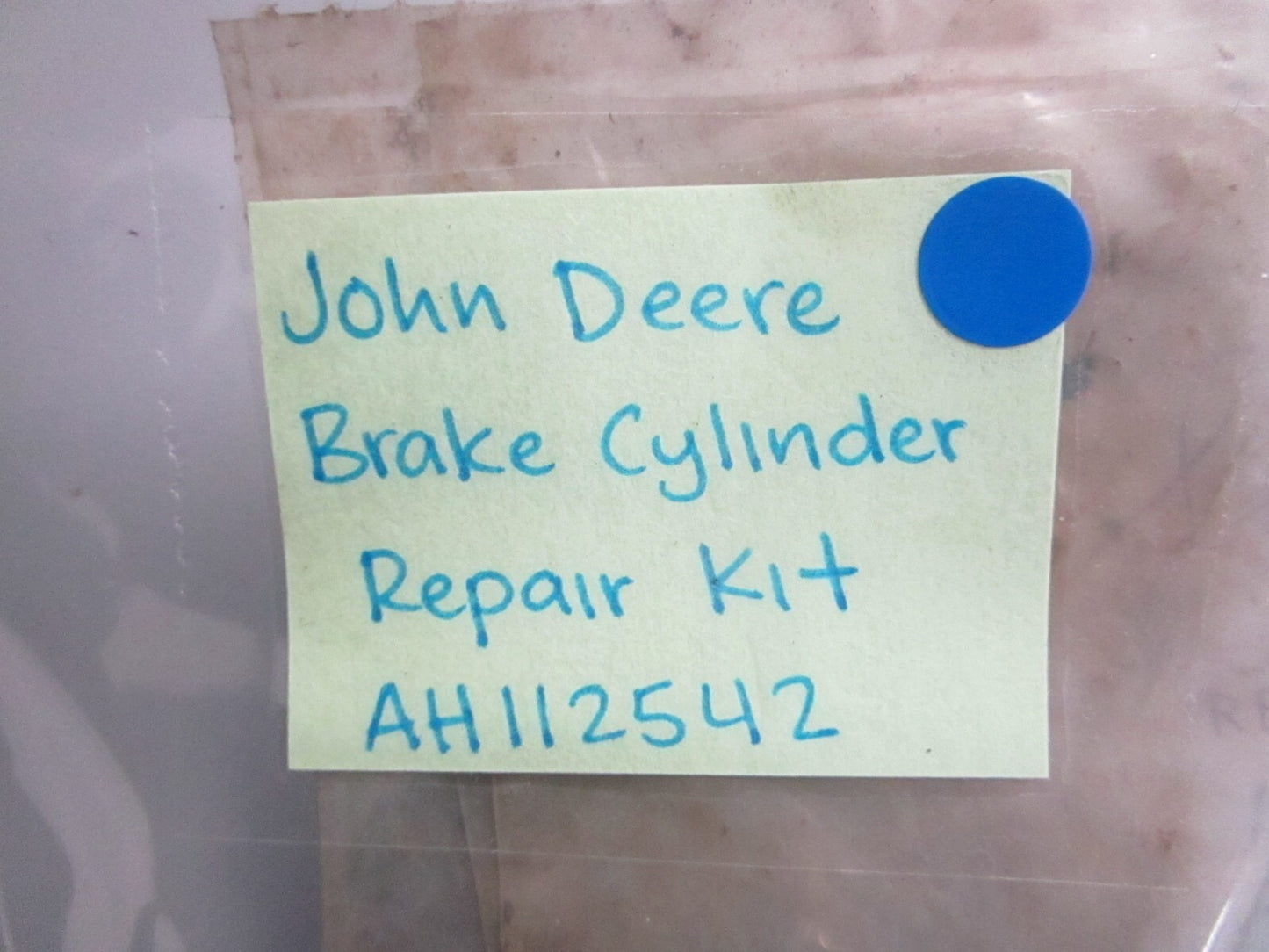 *NEW OEM* 0820 John Deere Brake Cylinder Repair Kit AH112542