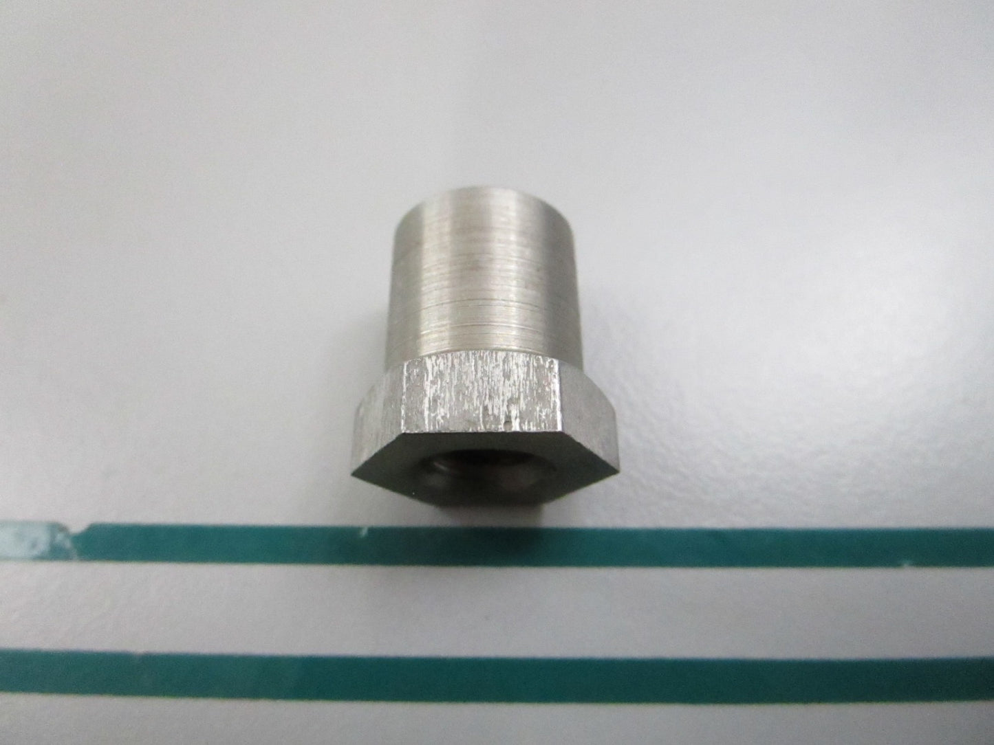 NEW OEM 319882 0319882 OMC Johnson Evinrude Trail Lock Nut 0810