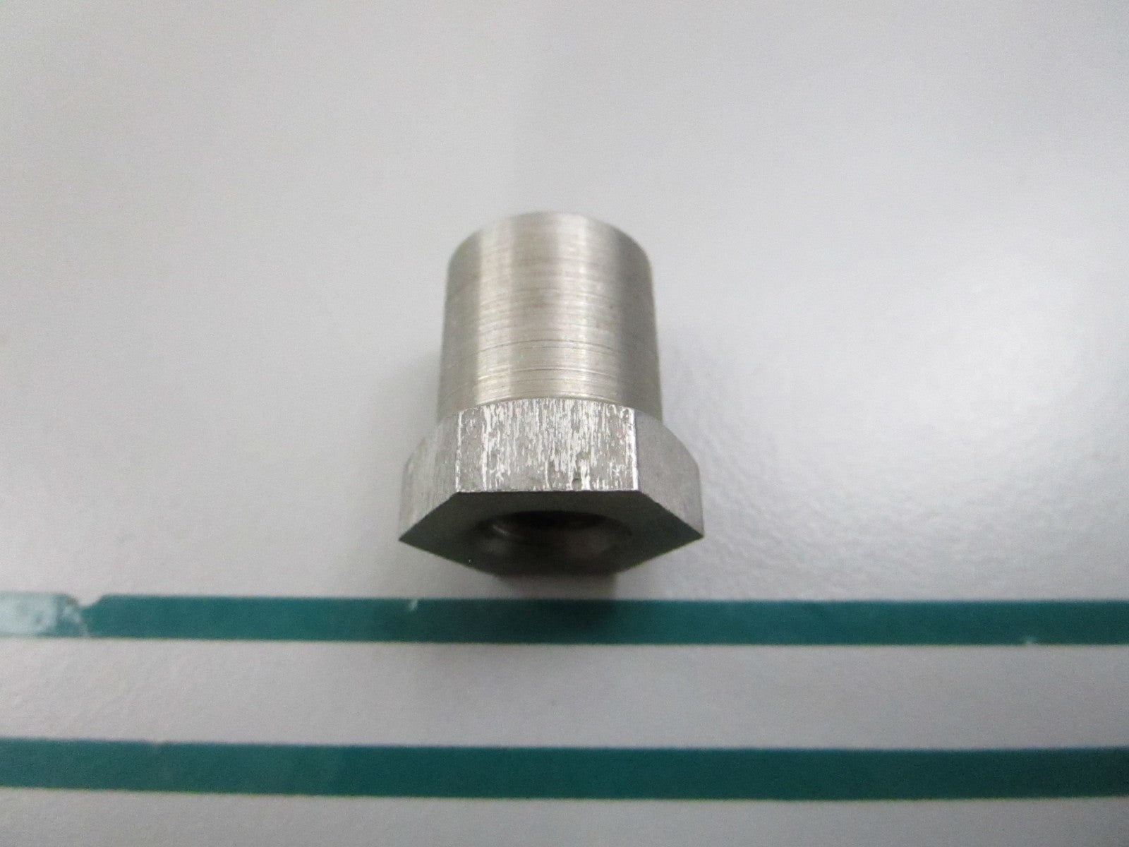 NEW OEM 319882 0319882 OMC Johnson Evinrude Trail Lock Nut 0810