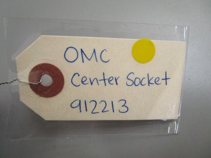 *NEW OEM* 0820 OMC Johnson Evinrude Center Socket 912213 0912213