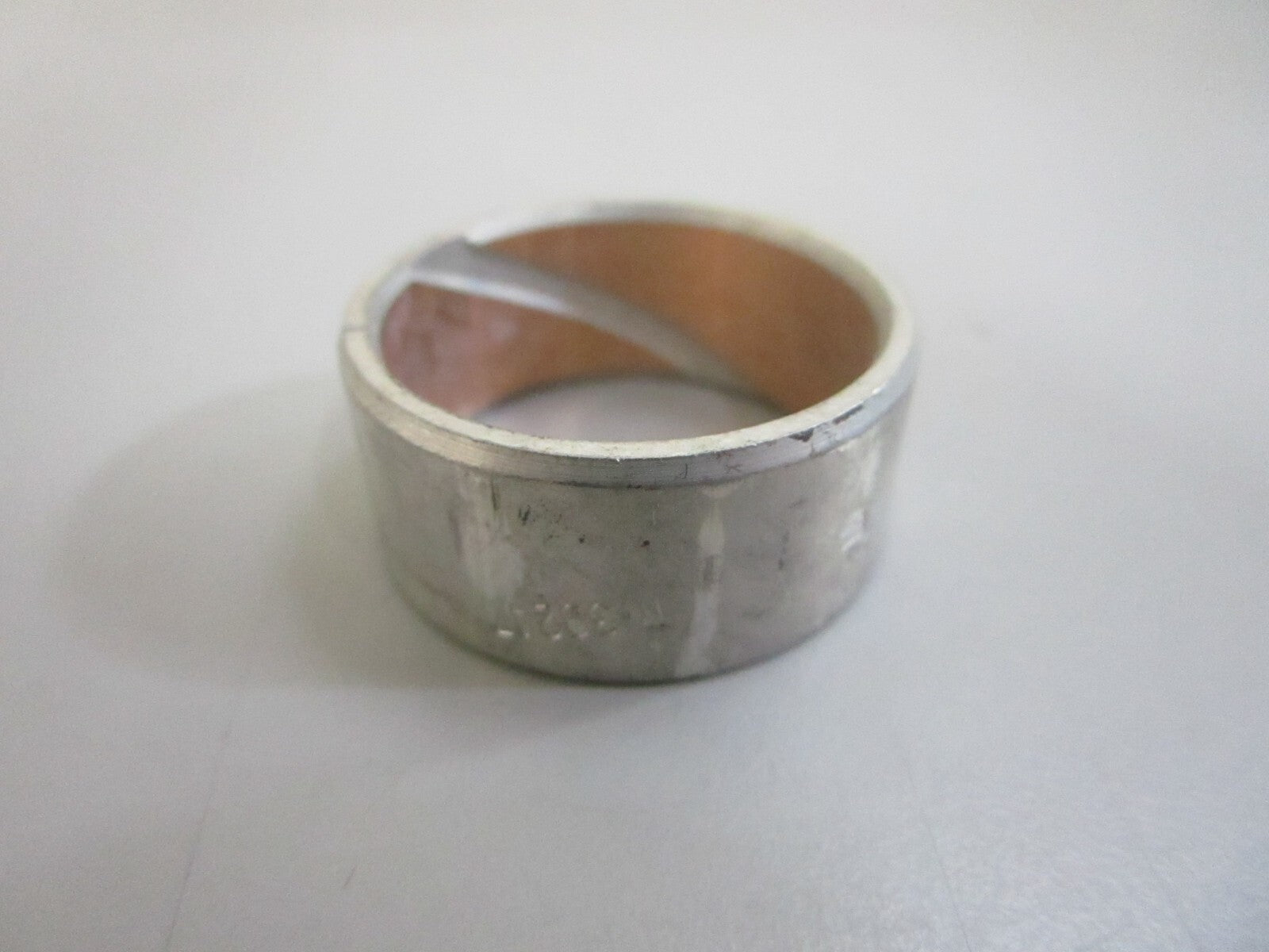 *NEW OEM* 0820 John Deere Bushing R39247