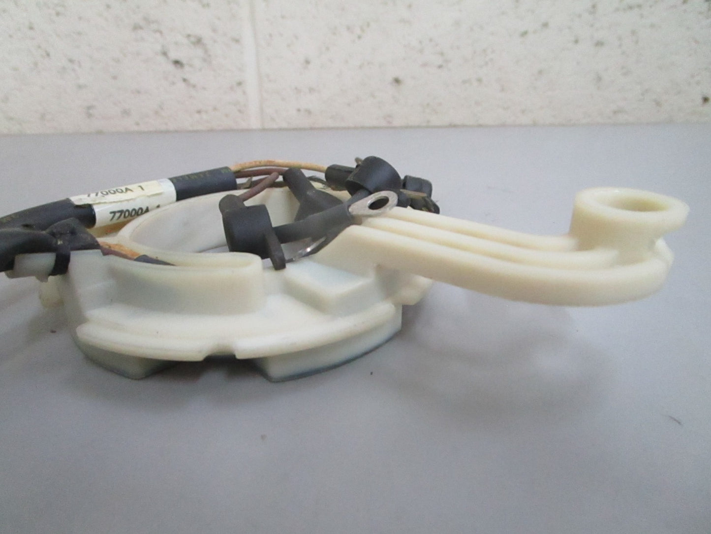*NEW OEM* 0820 Mercury Quicksilver Trigger Assy 96453A2