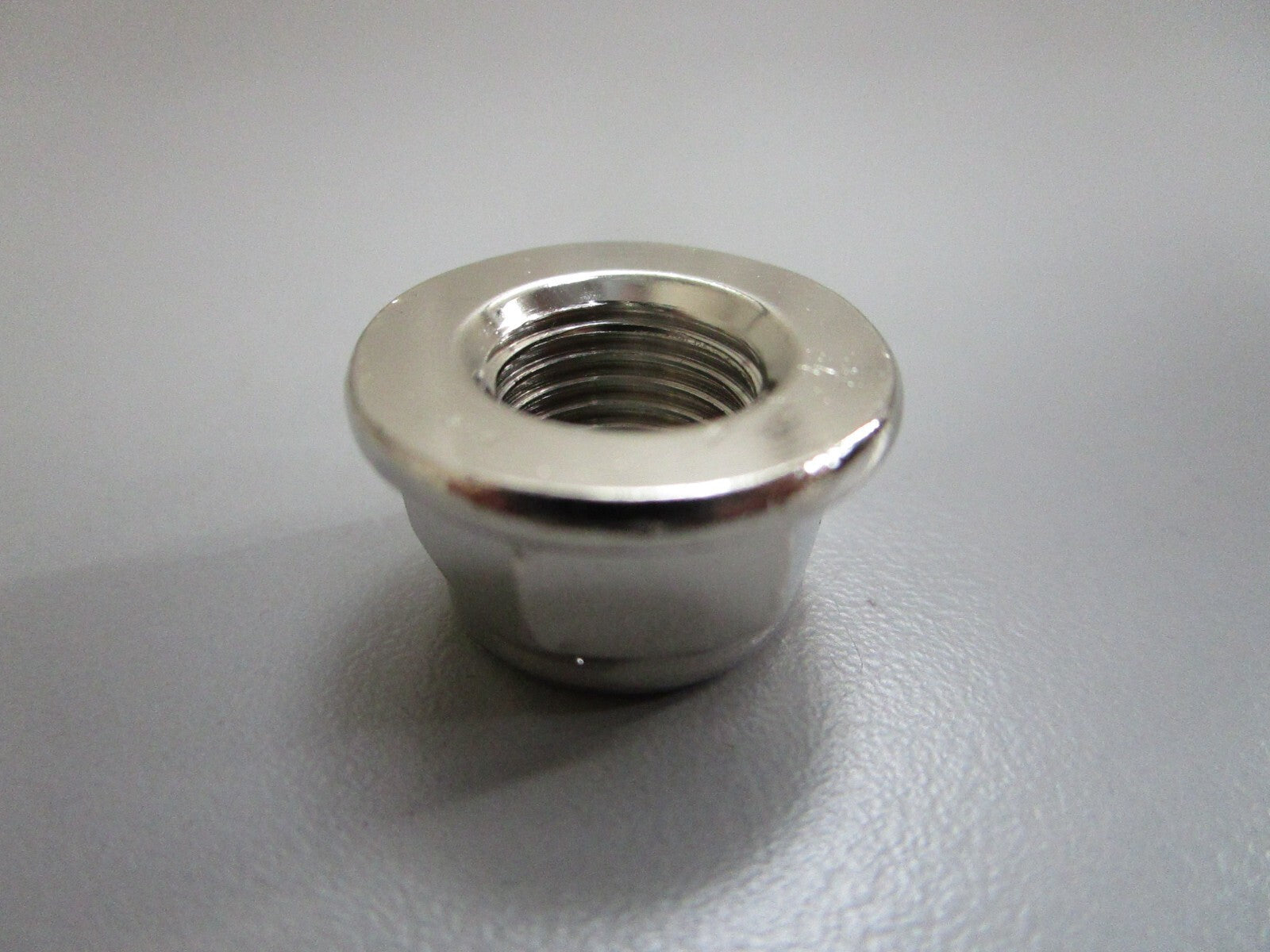 *NEW OEM* 0810 Mercury Quicksilver Nut 11-859135