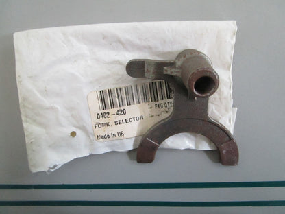 NEW OEM 0402-420 Arctic Cat Selector Fork 0820