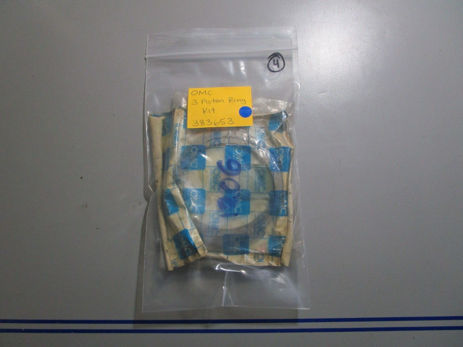 *NEW OEM* 0770 OMC Johnson Evinrude 3 Piston Ring Kit 383653 0383653