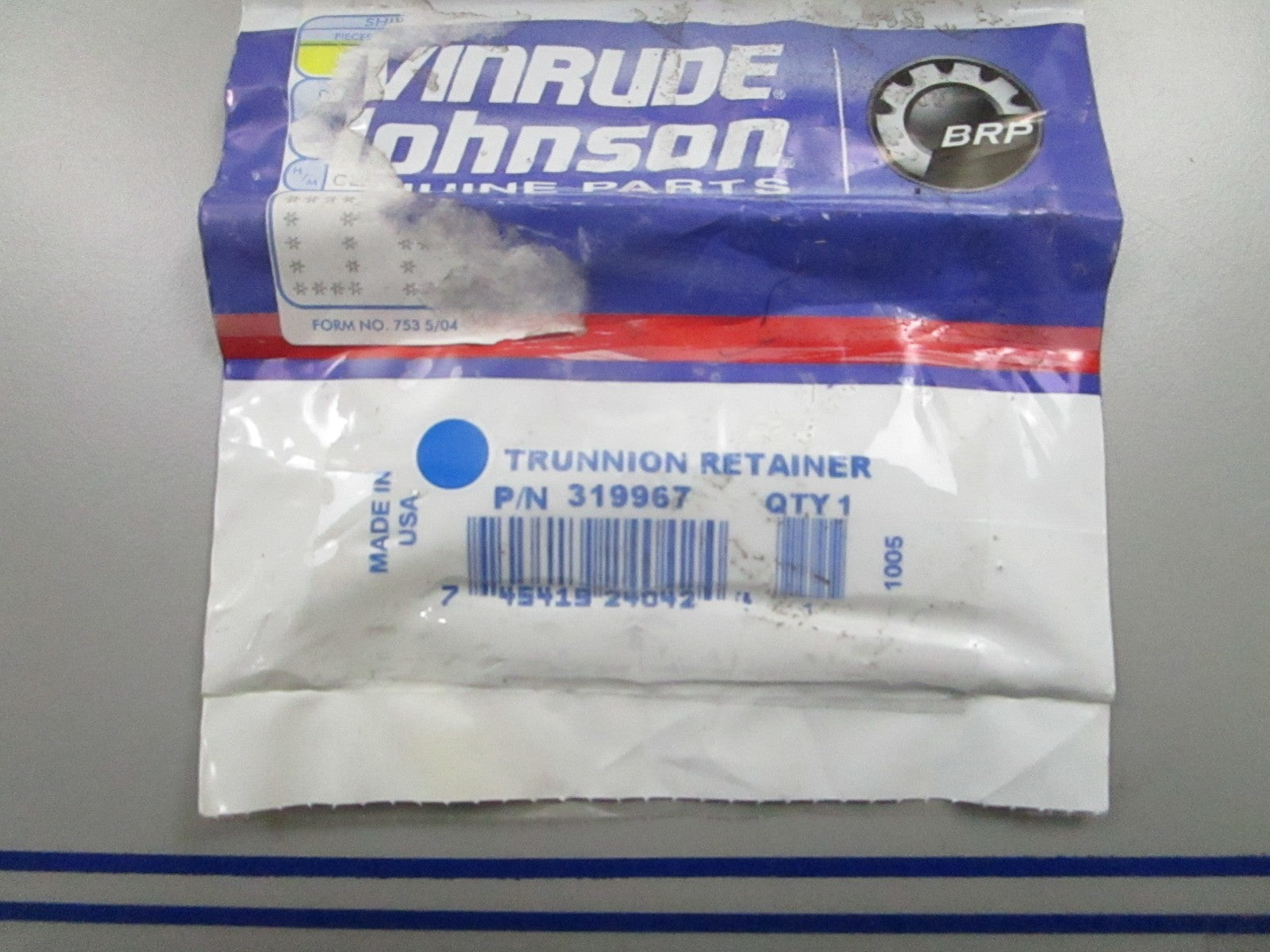 *NEW OEM* 0810 OMC Johnson Evinrude Trunnion Retainer 319967 0319967