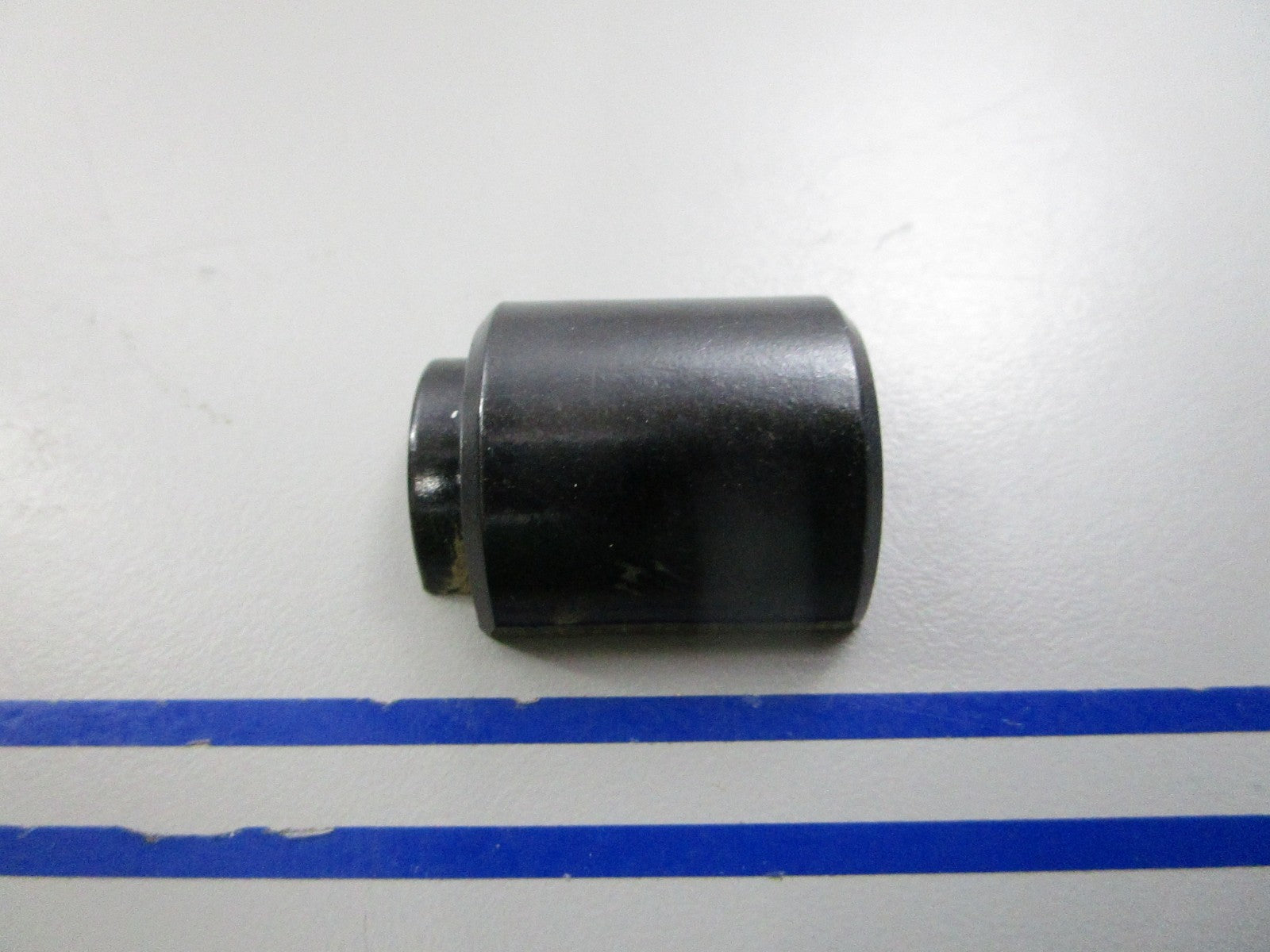 NEW OEM 312856 0312856 OMC Johnson Evinrude Friction Cylinder 0810