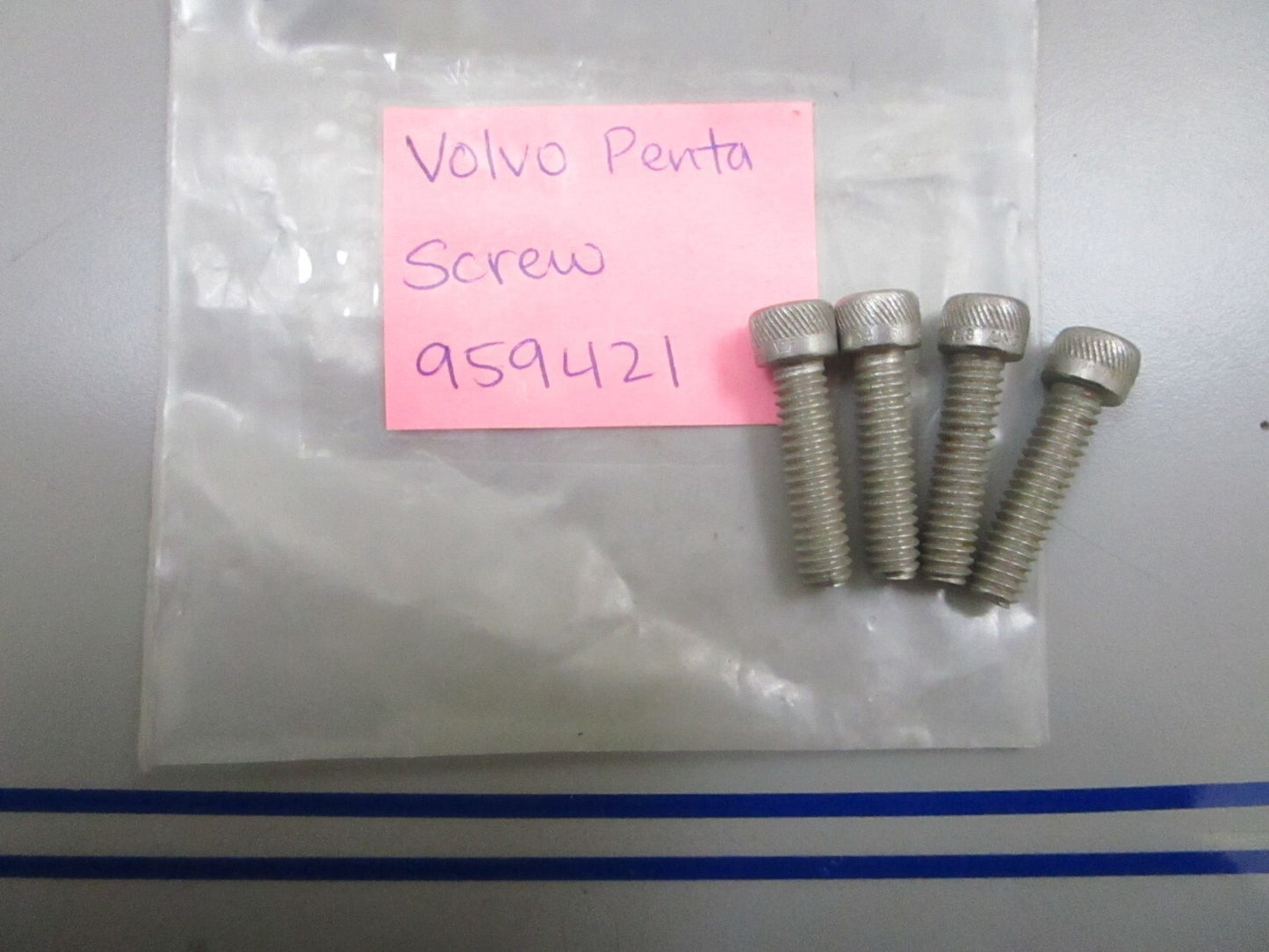 *NEW OEM* (LOT OF 4) 0770 Volvo Penta Screw 959421