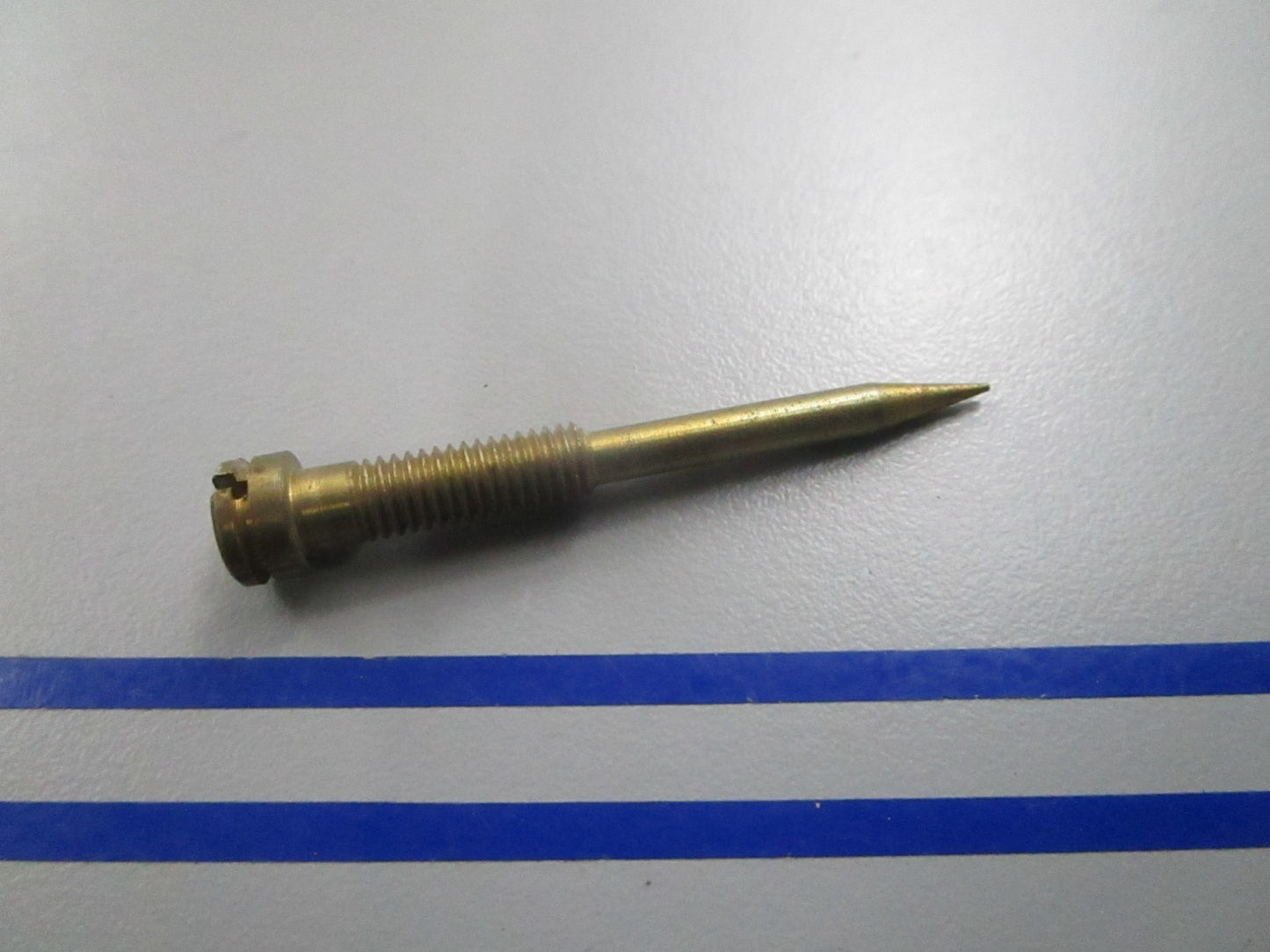 NEW OEM F013946 Mercury Force Needle 0810