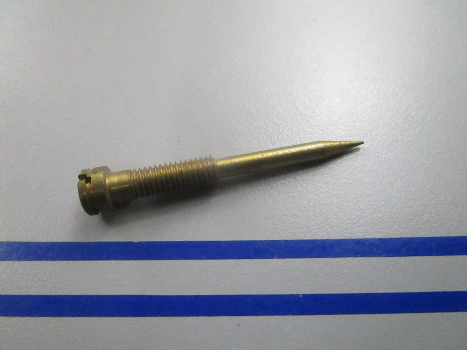 NEW OEM F013946 Mercury Force Needle 0810