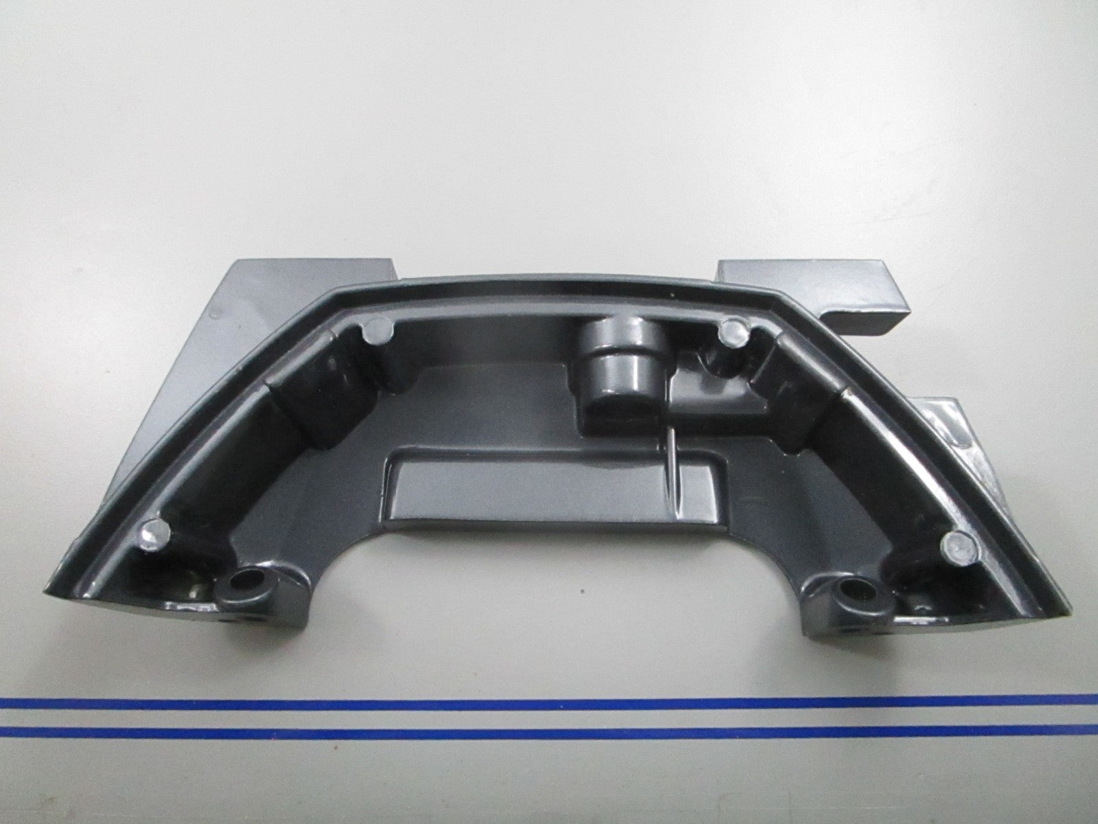 *NEW OEM* 0720 Mercury Mariner 1977 5hp Rear Bottom Cowl 2168-6810M