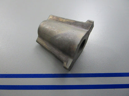 *NEW OEM* 0810 OMC Johnson Evinrude Upper Mount Retainer 340418 0340418