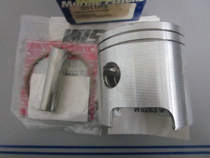 NEW 3011P3 Wiseco Piston kit For: OMC 0820