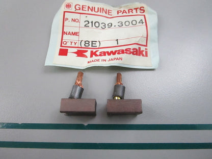 NEW OEM (LOT OF 2) 21039-3004 Kawasaki Brush 0810