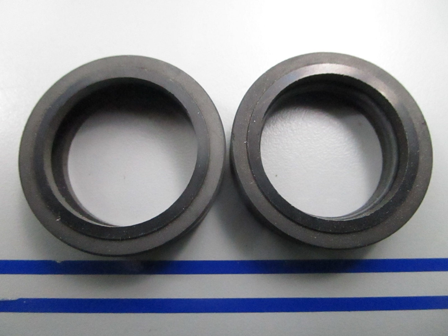 *NEW OEM* (LOT OF 2) 0810 OMC Johnson Evinrude Seal 305119 0305119