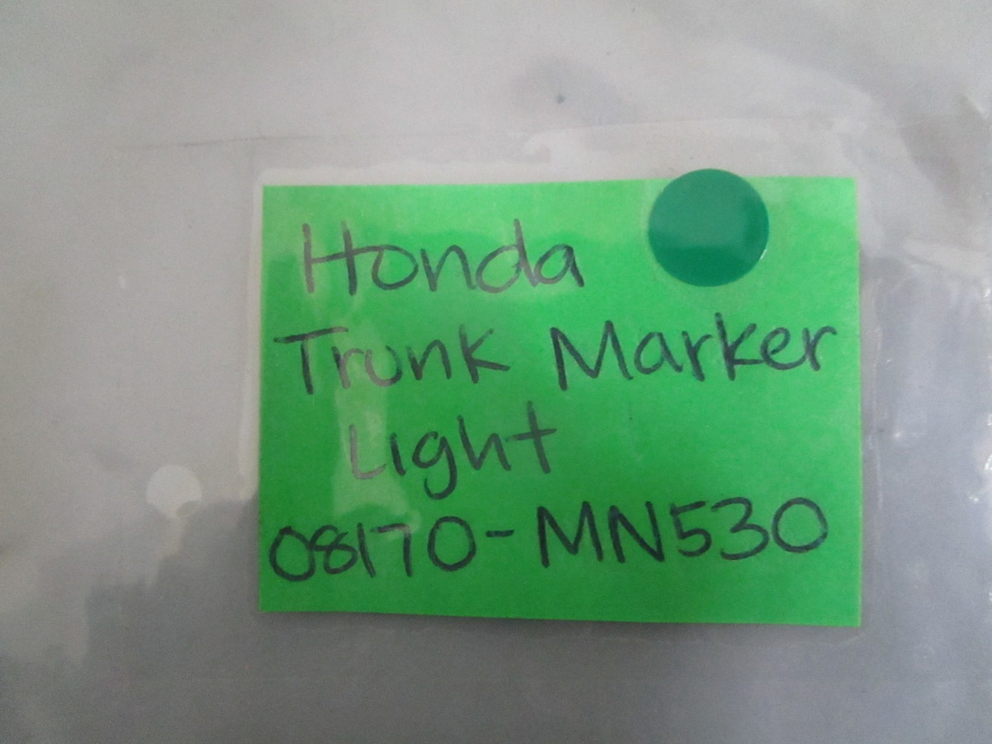 NEW OEM 08170-MN530 Honda Trunk Masker Light 0820