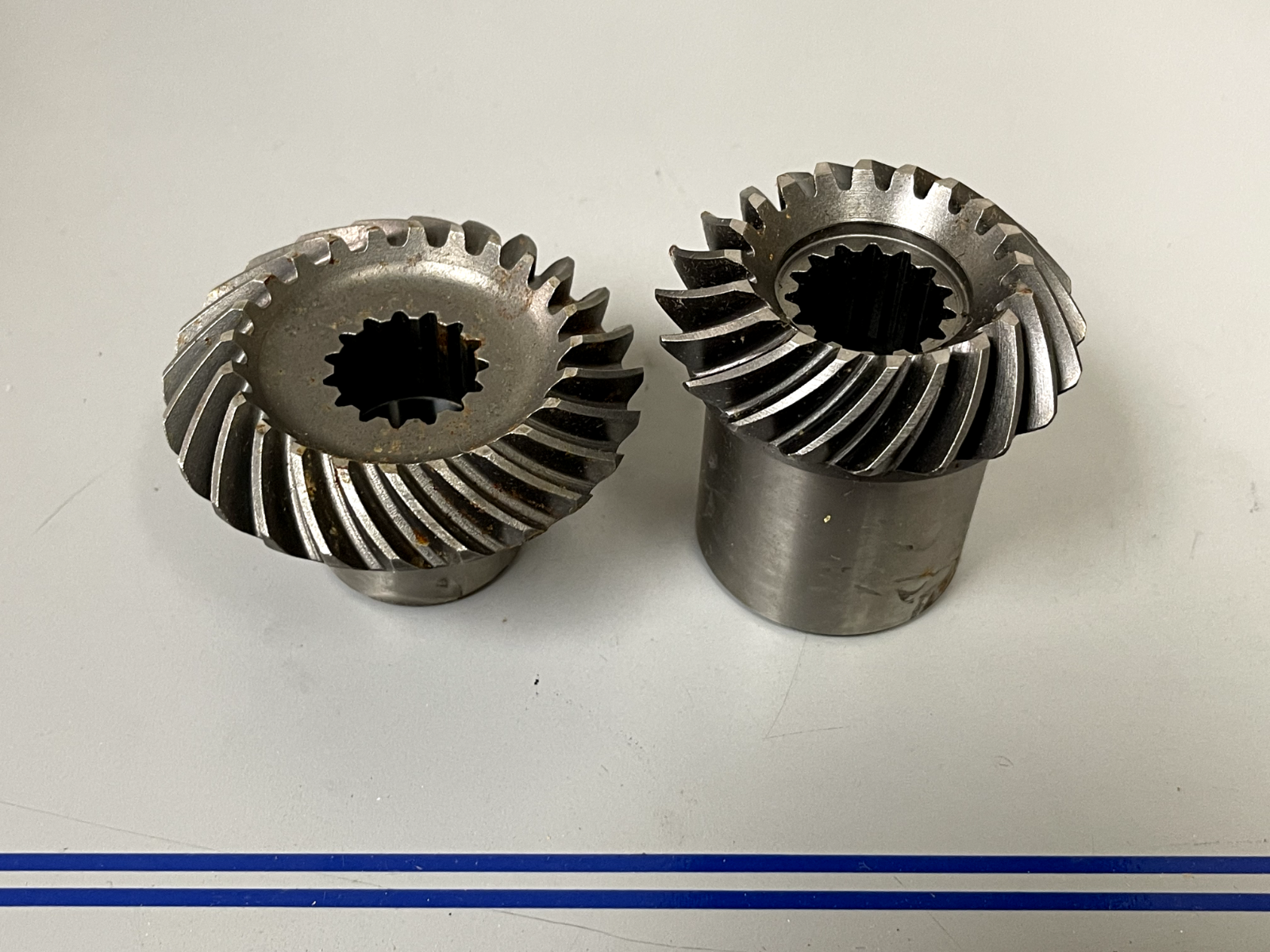 *NEW OEM* 0670 Mercury Quicksilver Gear Set 43-45615A2 45615A2