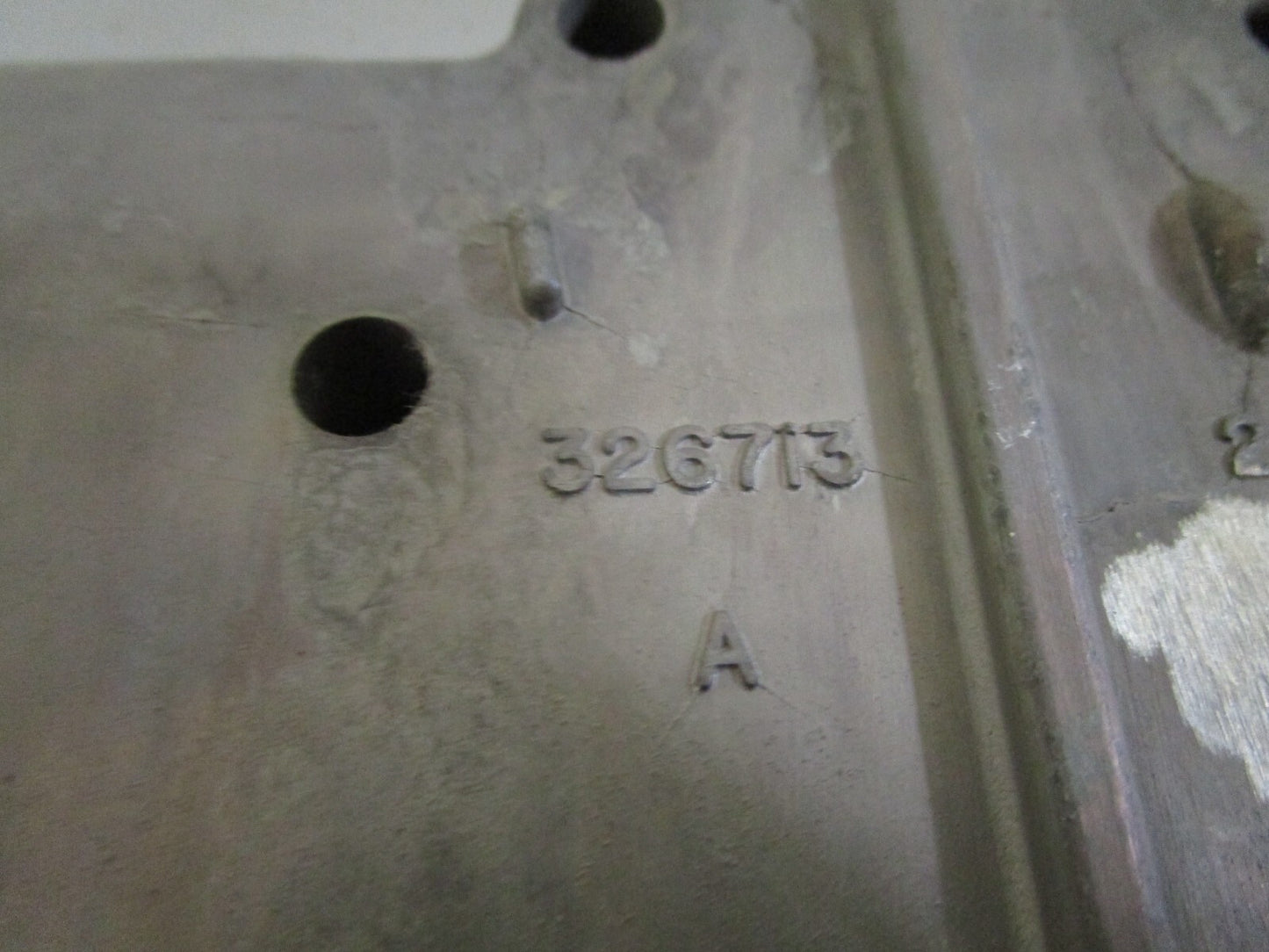 *NEW OEM* 0820 OMC Johnson Evinrude Exhaust Cover & Nipple Ay 391465 0391465