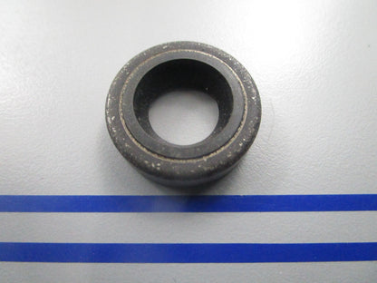 *NEW OEM* 0810 OMC Johnson Evinrude Seal 327899 0327899