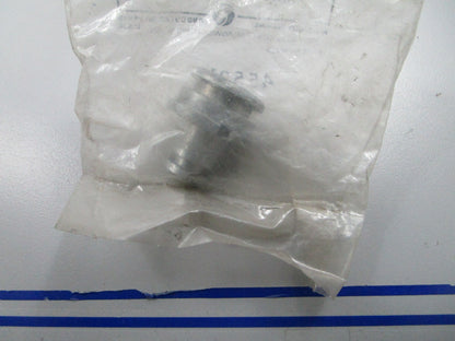 *NEW OEM* 0810 Mercury Quicksilver Guide 45521