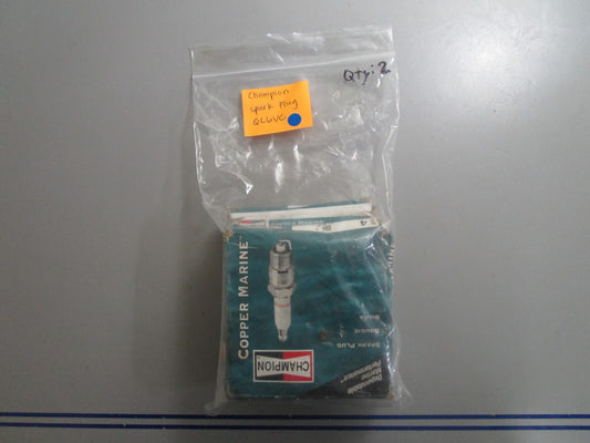 *NEW* (LOT OF 4) 0810 Champion Spark Plug QL6VC