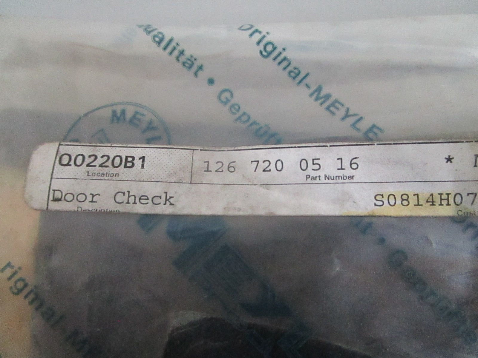 NEW OEM 1267200518 Mercedes-Benz Door Check 0820