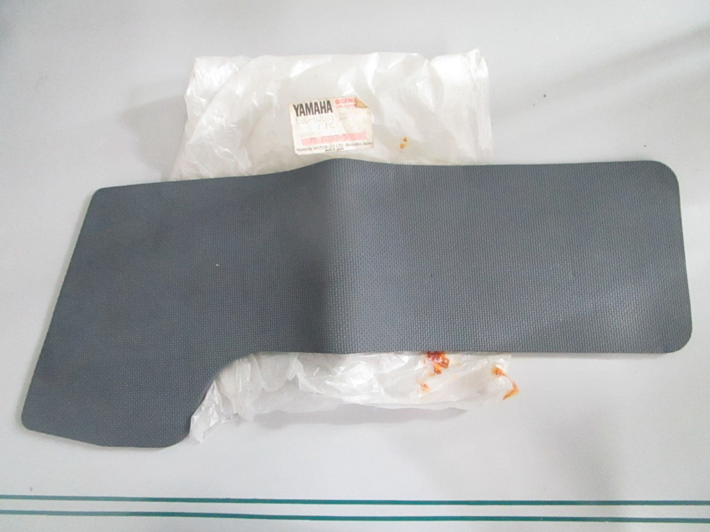 NEW OEM EU0-63581-22-00 Yamaha Upper Mat 0820