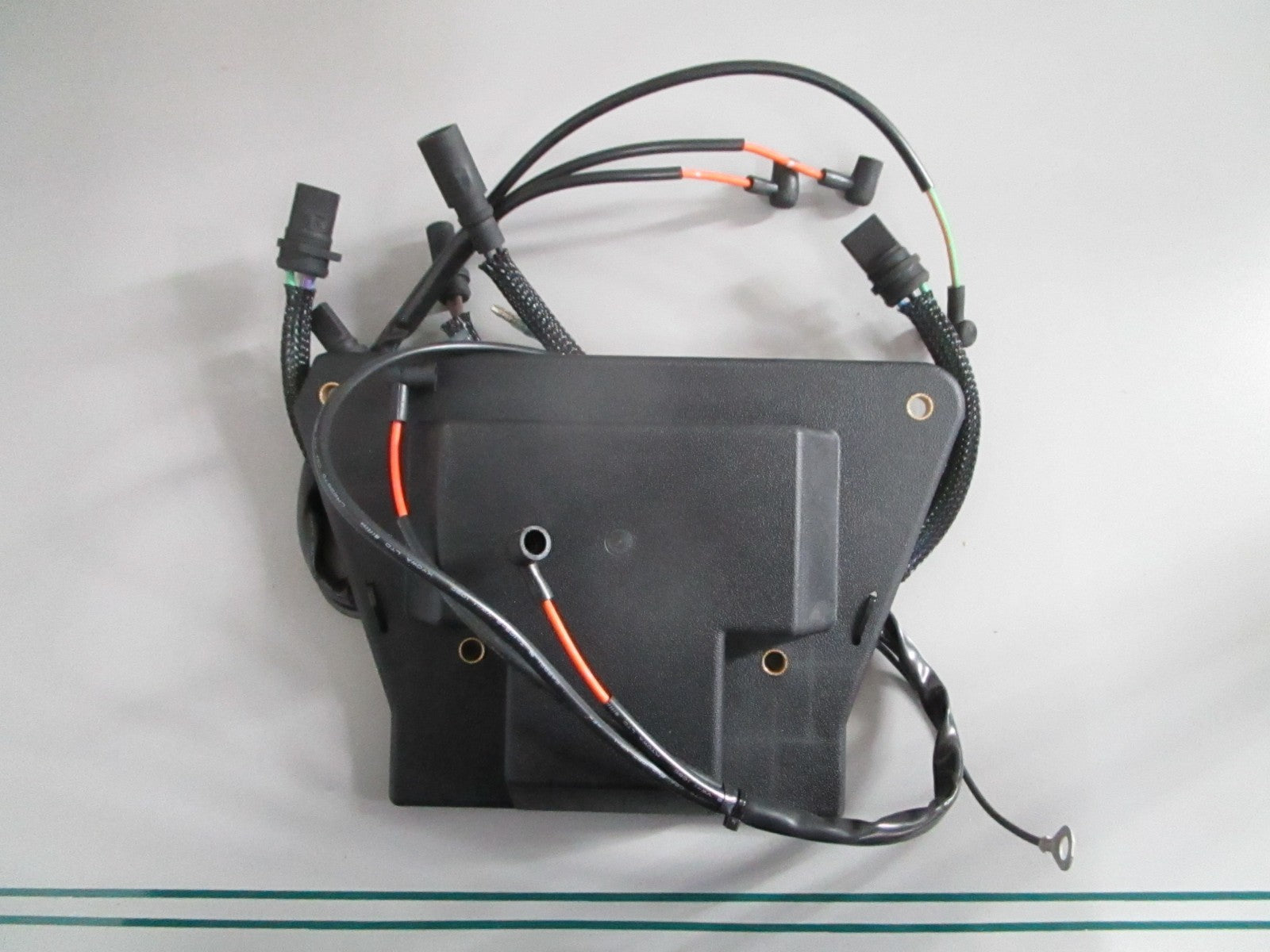 NEW OEM 777632 0777632 OMC Johnson Evinrude Power Pack Assy 0820