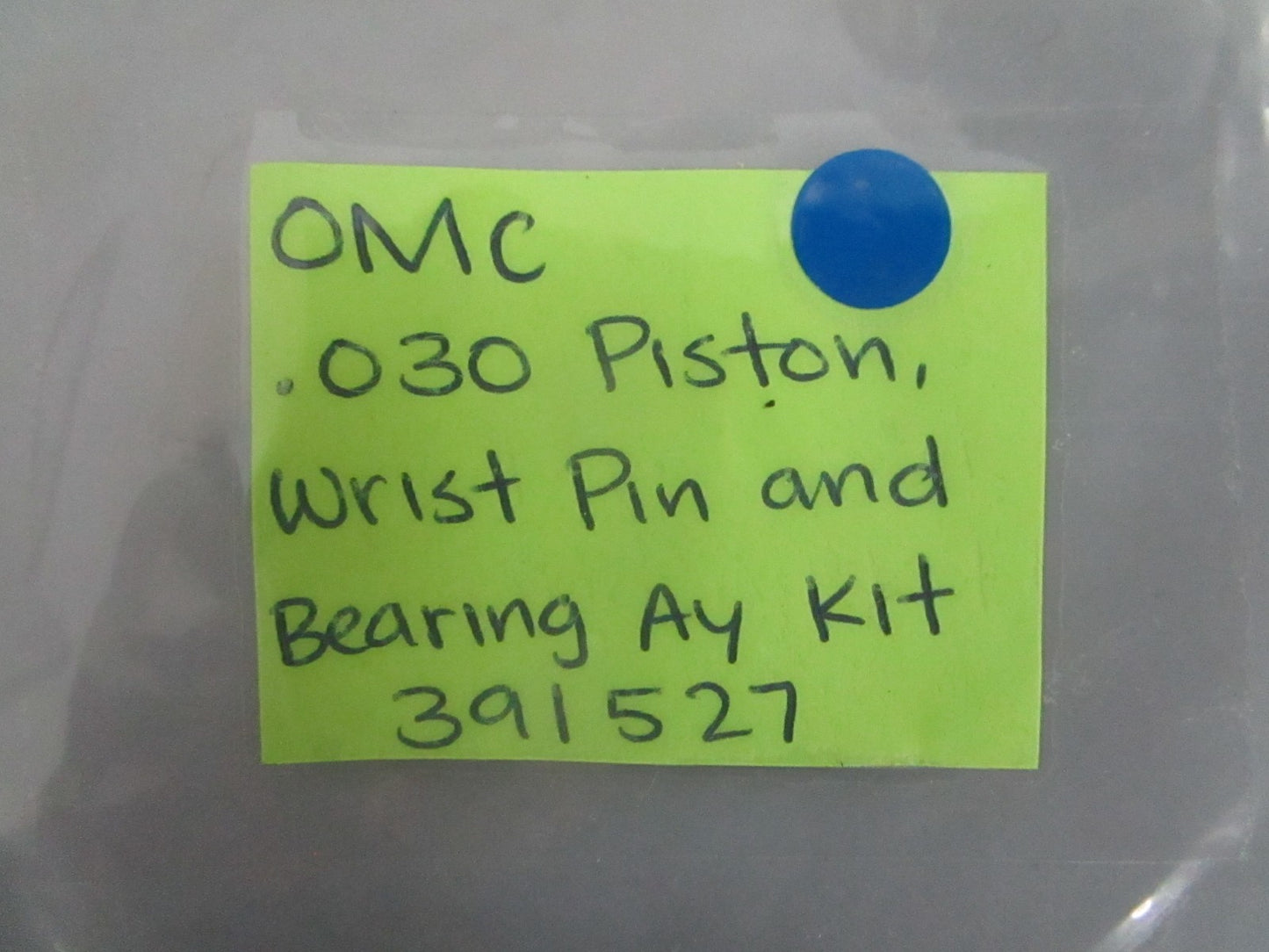 *NEW OEM* 0820 OMC Johnson Evinrude .030 Piston, Wrist Pin and Bearing Ay 391527