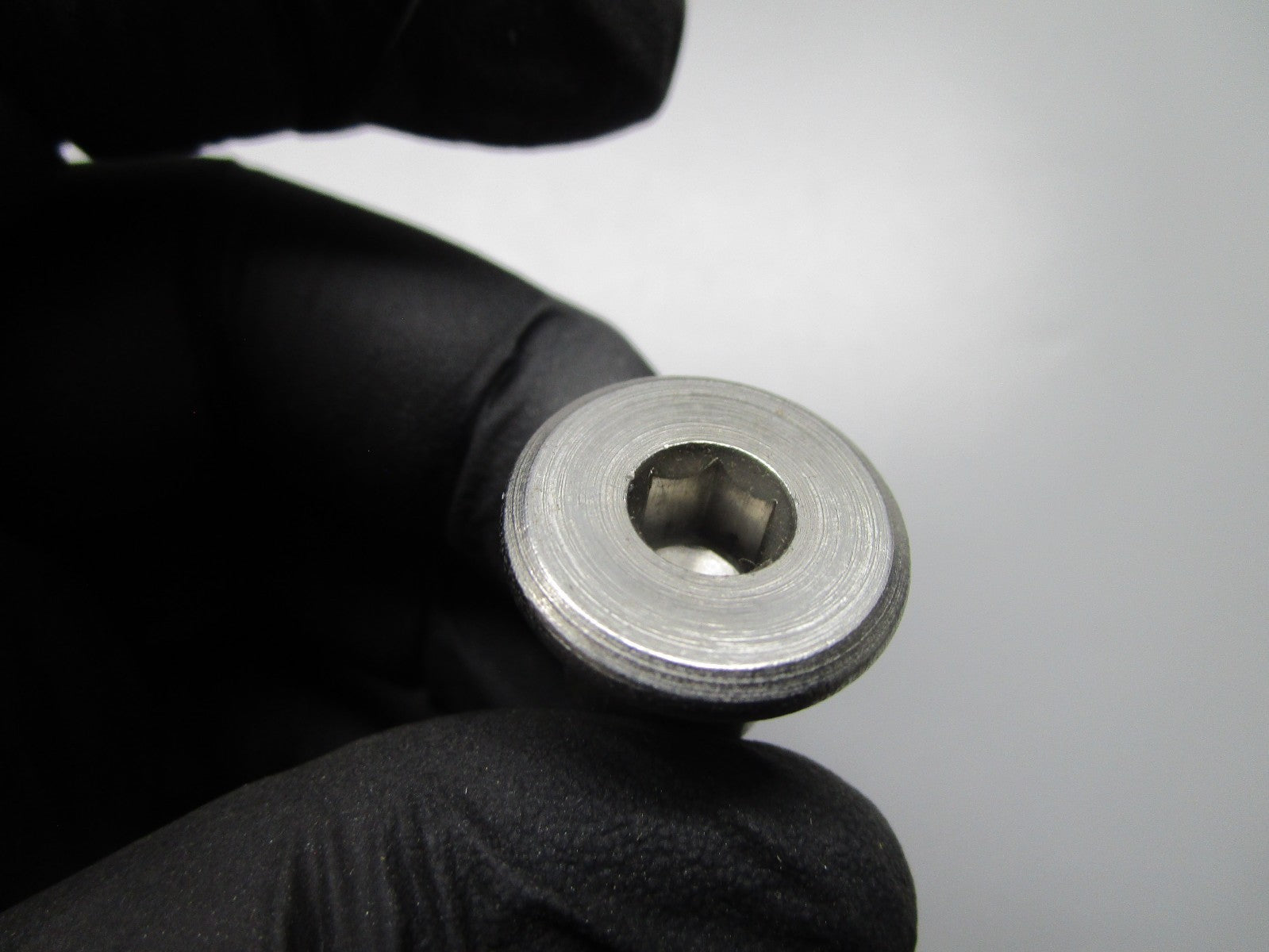 *NEW OEM* 0720 OMC Johnson Evinrude Shoulder Screw 335487 0335487