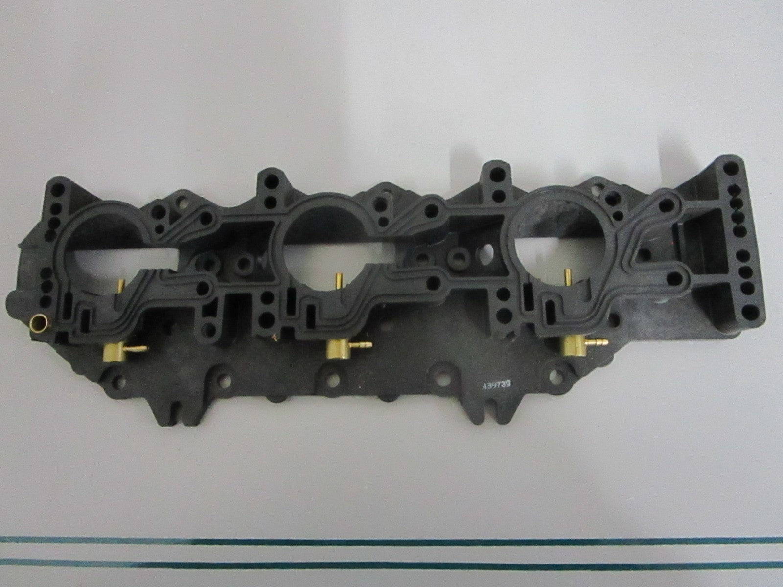 NEW OEM 439740 0439740 OMC Johnson Evinrude Intake Manifold Assy 0820
