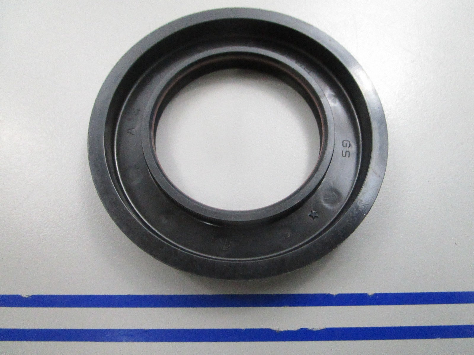 NEW OEM Suzuki 09283-45006 Oil Seal 0810