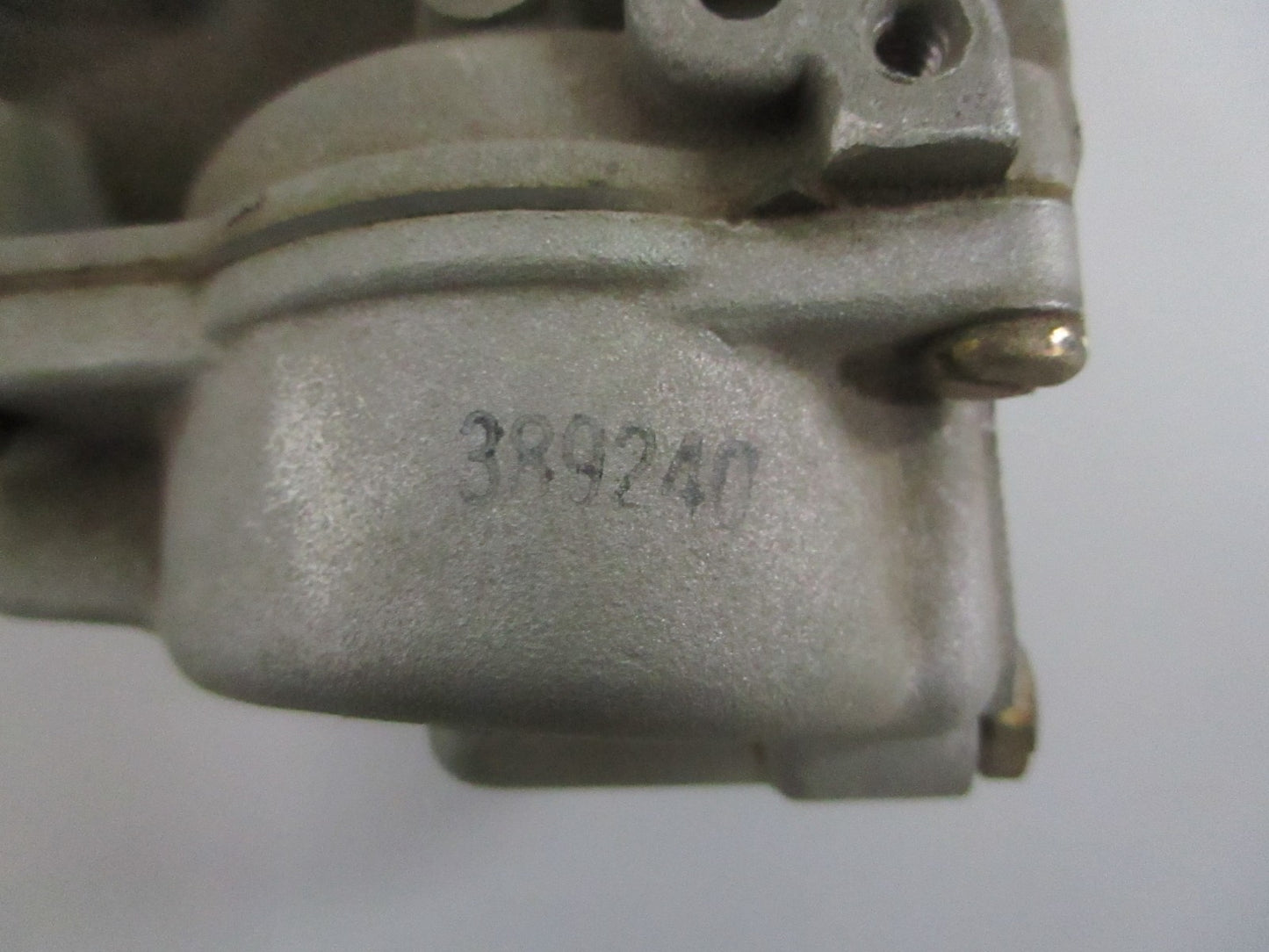 NEW OEM 392574 0392574 OMC Johnson Evinrude 70HP Carburetor 0820