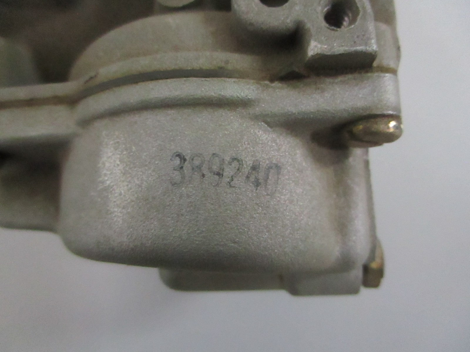 NEW OEM 392574 0392574 OMC Johnson Evinrude 70HP Carburetor 0820