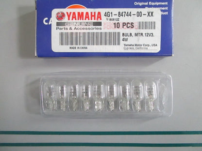 NEW OEM (LOT OF 9) 4G1-84744-00-XX Yamaha 12V 34W Bulb 0820