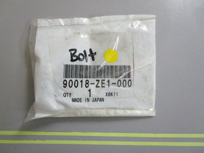 *NEW OEM* 0810 Honda Bolt 90018-ZE1-000