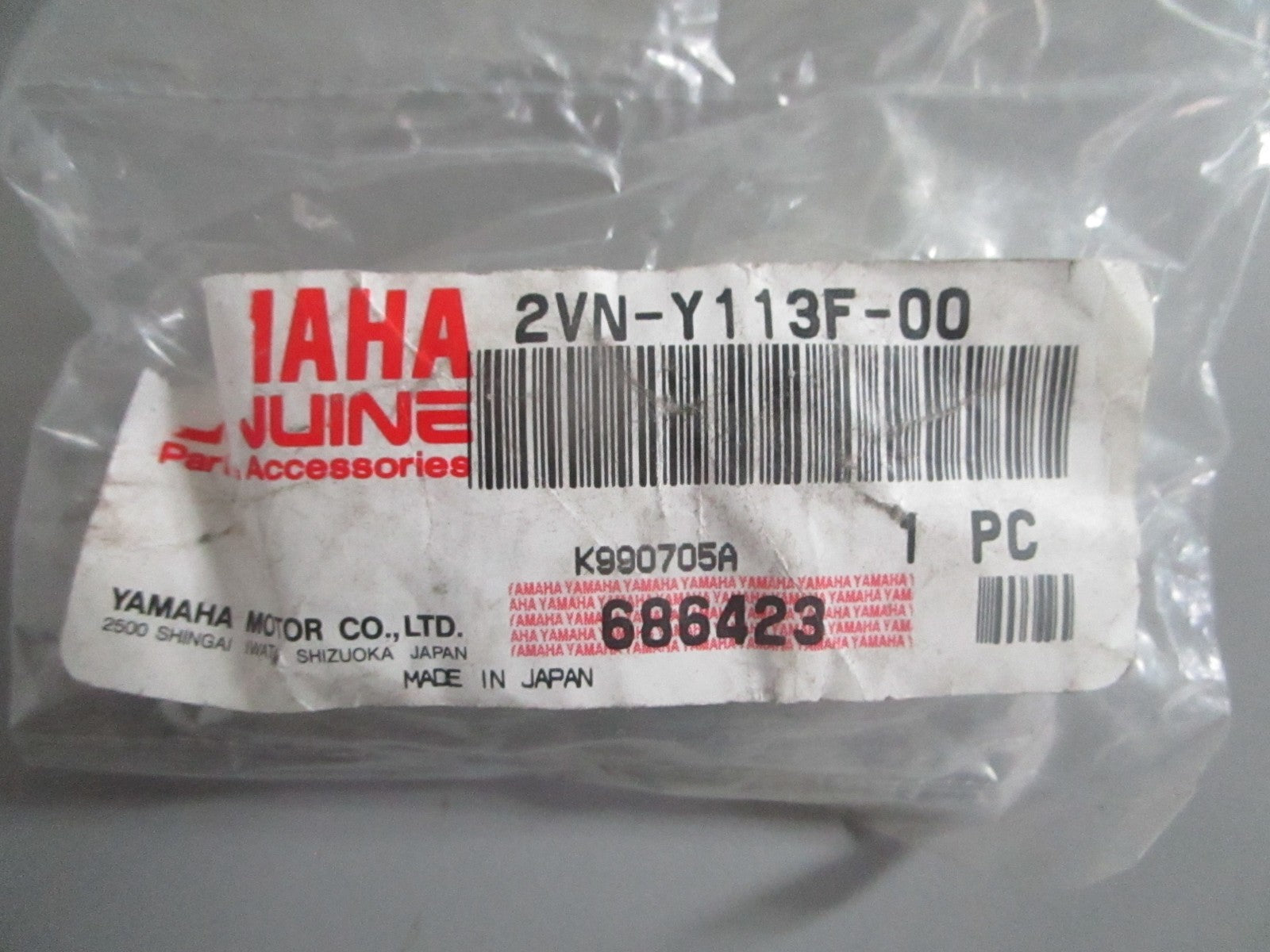 NEW OEM 2VN-Y113F-00-00 Yamaha Holder Assy 0820