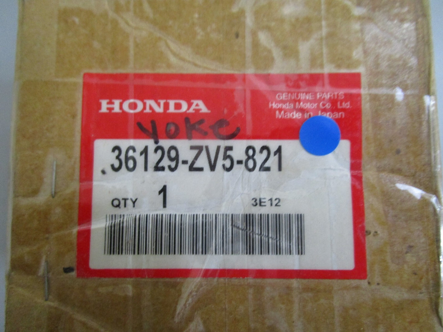 *NEW OEM* 0820 Honda Yoke 36129-ZV5-821