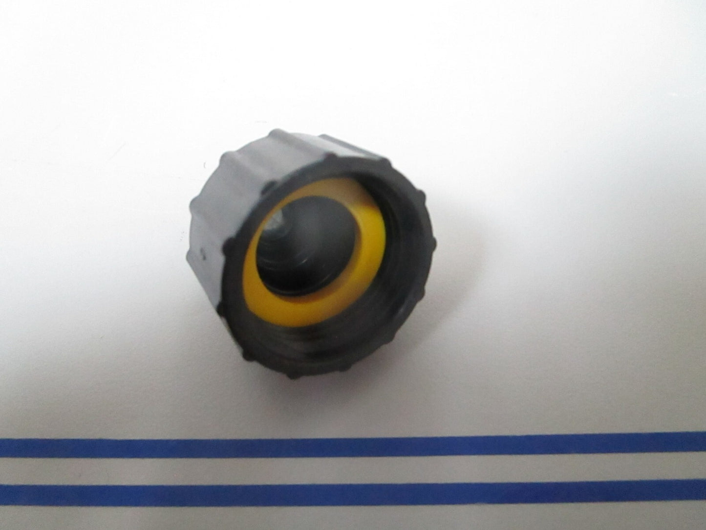 *NEW OEM* 0810 Mercury Quicksilver Fitting 22-862228