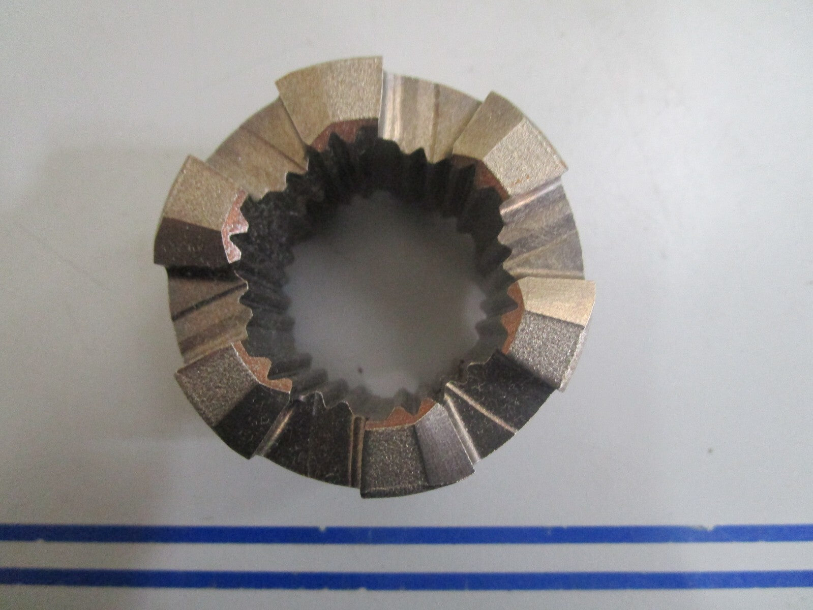 *NEW OEM* 0820 OMC Johnson Evinrude Clutch Dog 915272 0915272
